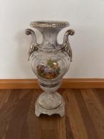 Vintage Vaas met Romantisch Tafereel, Antiek en Kunst, Ophalen