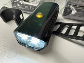 Lezyne Lite Drive 1000XL en Strip Drive 150 beschikbaar voor biedingen