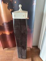Houten Kunstobject Paal met Benen en Schoenen, Ophalen