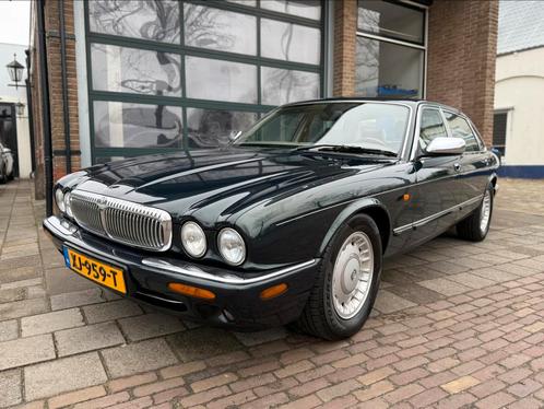 - Daimler Eight 4.0 V8 LWB - 2000 -, Auto's, Overige Auto's, Bedrijf, ABS, Airbags, Airconditioning, Boordcomputer, Centrale vergrendeling