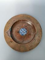 Arens Nijmegen Amsterdamse school Art Deco gehamerd koper me, Antiek en Kunst, Antiek | Koper en Brons, Verzenden