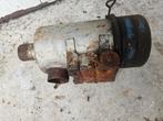 Ford super dexta of fordson dexta onderdelen, Ophalen, Zo goed als nieuw, Hout