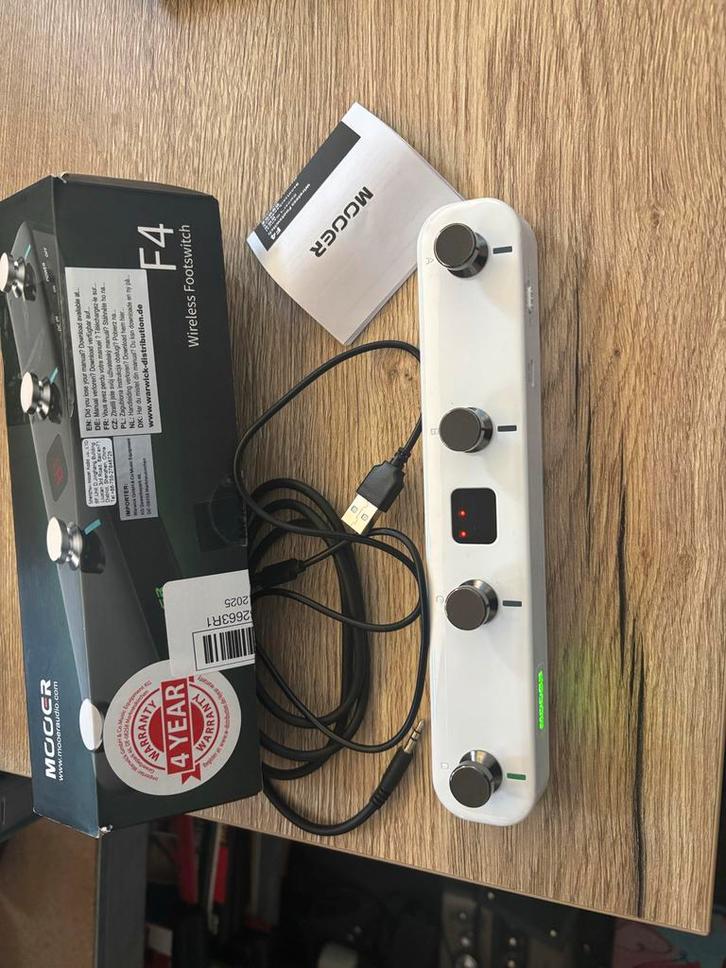 Mooer F4 Wireless Footswitch - Nieuwstaat!, Muziek en Instrumenten, Effecten, Zo goed als nieuw, Overige typen, Ophalen of Verzenden