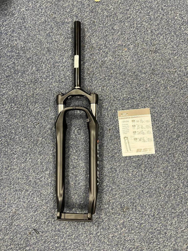 Voorvork RST Volant 28 inch 1 1/8 A-Head nieuw, Fietsen en Brommers, Fietsonderdelen, Ophalen of Verzenden, Nieuw, Algemeen, Voorvork