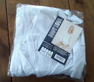 T - shirt / top met lange mouwen (nieuw in de verpakking)  beschikbaar voor biedingen