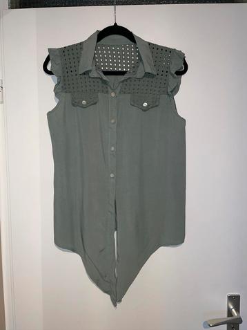 khaki leger groen ruffle tank top blouse met knoop mt S beschikbaar voor biedingen