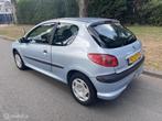 Peugeot 206 1.4 XT AUTOMAAT - 96.146 NAP ✅, Stof, Bedrijf, 75 pk, 1100 kg