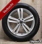 Volkswagen Tiguan Sebring velgen + Pirelli winterbanden, Auto-onderdelen, Banden en Velgen, 18 inch, Gebruikt, Banden en Velgen