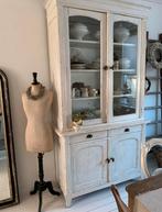 Prachtige oude sleetse servies kast, Ophalen