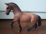 Schleich Hanoveraan merrie, Paard, Ophalen of Verzenden, Zo goed als nieuw, Beeldje of Figuurtje