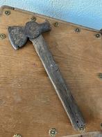 Oude handbijl / hakbijl hamer bijl, Antiek en Kunst, Ophalen of Verzenden