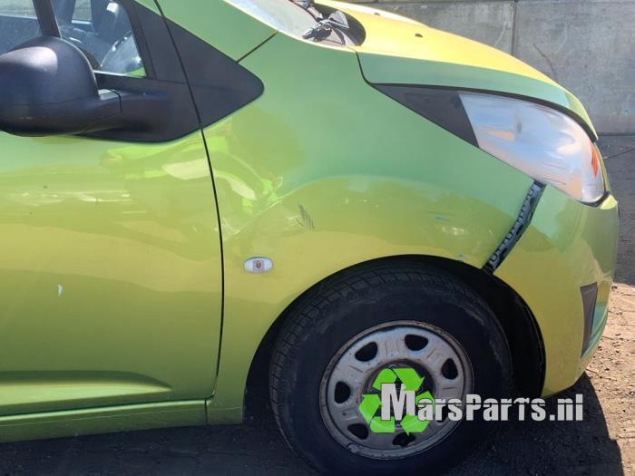 Scherm rechts-voor van een Chevrolet Spark, Auto-onderdelen, Carrosserie en Plaatwerk, Chevrolet, Gebruikt, 3 maanden garantie