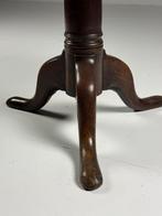 Tilt top tafel Engels antiek eiken, Ophalen