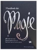 Handboek der magie (Nicola de Pulford), Boeken, Ophalen of Verzenden, Zo goed als nieuw, Achtergrond en Informatie, Overige onderwerpen