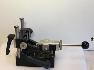 Beco-technic.Quickly horloge behuizingsopener beschikbaar voor biedingen