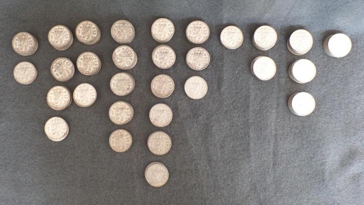 135 zilveren guldens Juliana, Postzegels en Munten, Munten | Nederland, Setje, 1 gulden, Koningin Juliana, Zilver, Verzenden