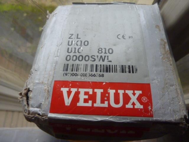 Nieuwe Velux hor voor gehele U(K)-serie, witte omlijsting, Wit, Nieuw, Minder dan 100 cm, 50 tot 100 cm