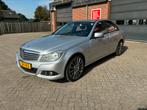 Mercedes-Benz C180 CGI Navi Trekhaak Stoelverwarming, Auto's, Mercedes-Benz, Euro 5, 1800 kg, Zwart, 4 cilinders