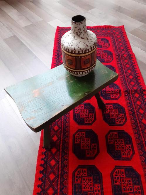Vintage tafelloper. Rood. Vloerkleedje. Retro, Antiek en Kunst, Antiek | Kleden en Textiel, Ophalen of Verzenden