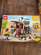 Lego creator 31131 noodlehuisje, Ophalen of Verzenden, Zo goed als nieuw