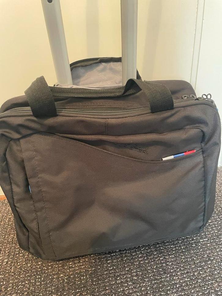 American Tourister School/Docenten tas met wieltjes, Sieraden, Tassen en Uiterlijk, Koffers, Gebruikt, Overige materialen, Minder dan 50 cm