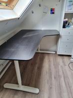 Hoek bureau tafel ikea, Ophalen, In hoogte verstelbaar, Zo goed als nieuw, Bureau