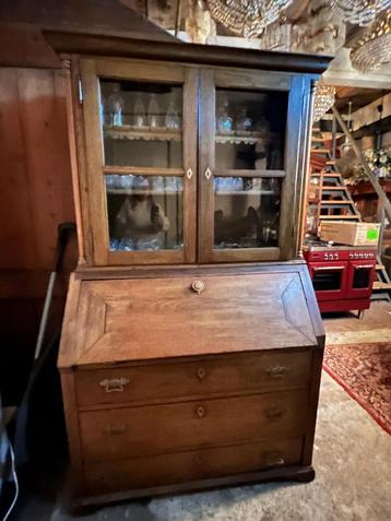 Antiek eiken secretaire uit ca 1880 - 1910 beschikbaar voor biedingen