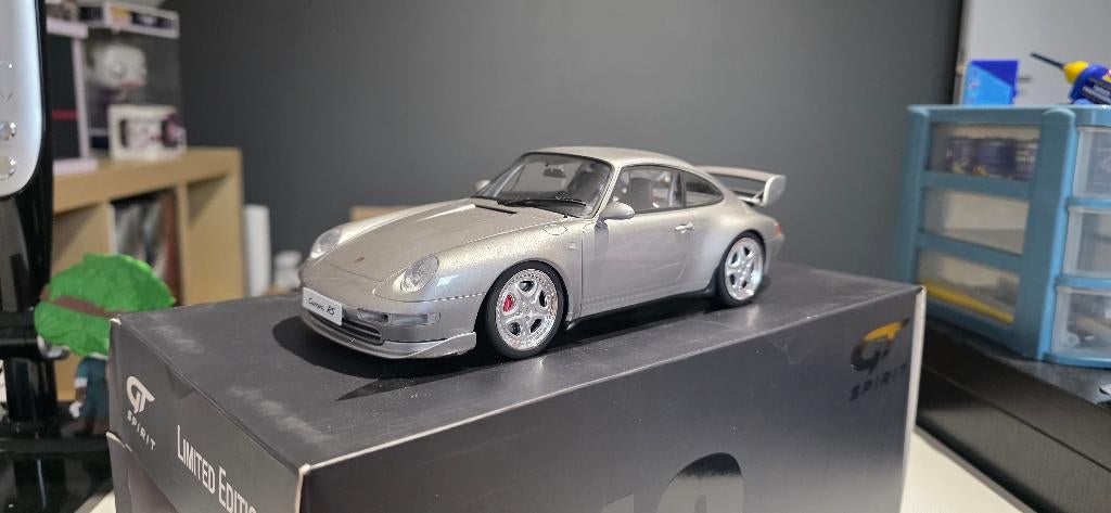 Porsche 911 (993) RS Clubsport zilver 1:18 GT-Spirit, Hobby en Vrije tijd, Modelauto's | 1:18, Ophalen of Verzenden, Zo goed als nieuw