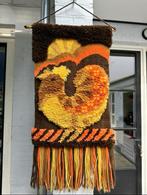 Wandkleed Vintage Jaren 70 Handgemaakt Wol Oranje Geel Bruin, Ophalen of Verzenden, Zo goed als nieuw, X, X