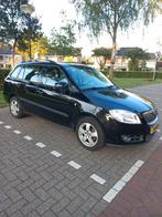 Skoda Fabia 1.4 16V 63KW Combi 2008 apk 07-2026, Voorwielaandrijving, Zwart, 4 cilinders, Zwart