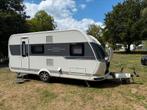 HOBBY DE LUXE 490 KMF 2017, STAPELBED EN MOVER, Caravans en Kamperen, Vast bed, Hobby, Treinzit, Particulier