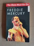 Freddie Mercury. the show must go on, het leven van F.M., Ophalen of Verzenden, Zo goed als nieuw, Boek, Tijdschrift of Artikel