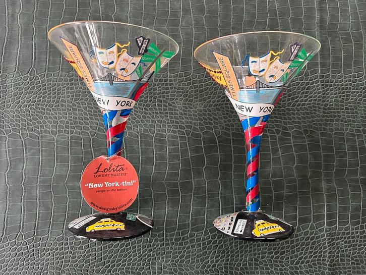 Lolita 'New York-tini' Martini Glazen - Set van 2, Huis en Inrichting, Keuken | Servies, Nieuw, Glas of Glazen, Overige stijlen