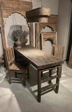 Mooie oude doorleefde markttafel uit India, Ophalen