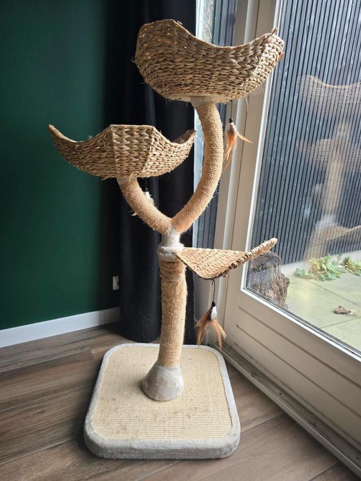 Mooie krabpaal flower XXL, Dieren en Toebehoren, Krabmeubelen, Gebruikt, Krabpaal, Verzenden