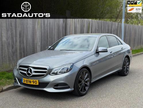 Mercedes-Benz E-klasse 200 Ambition Avantgarde Facelift!, Auto's, Mercedes-Benz, Bedrijf, E-Klasse, ABS, Airbags, Airconditioning