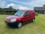 Citroën Berlingo 1.4 Benzine 2006, Auto's, Voorwielaandrijving, Euro 5, Stof, 750 kg