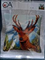 Nieuw Compleet kussen borduurpakket, Hobby en Vrije tijd, Ophalen of Verzenden, Nieuw, Handborduren, Borduurpakket