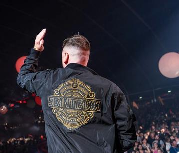 Scantraxx hardstyle hardcore bomberjack defqon.1 beschikbaar voor biedingen