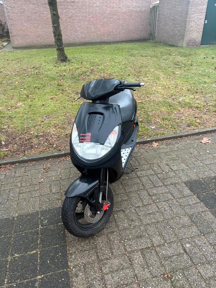 Peugot Viva City 70 cc, Fietsen en Brommers, Scooters | Peugeot, Gebruikt, Vivacity, Tweetakt, Ophalen