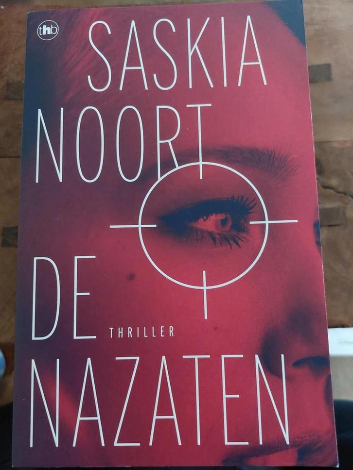 Saskia Noort - De nazaten, Boeken, Thrillers, Gelezen, Nederland, Ophalen of Verzenden