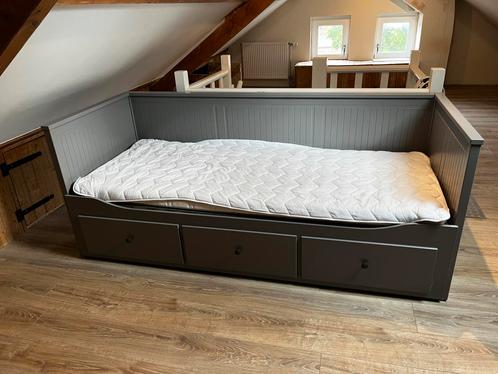 Ikea bed + matras (hemnes + malvik), Huis en Inrichting, Slaapkamer | Bedden, Zo goed als nieuw, Eenpersoons, 80 cm, 200 cm, Hout