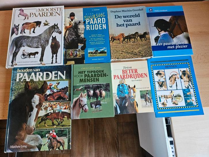 Diverse paardenboeken, Boeken, Hobby en Vrije tijd, Gelezen, Overige onderwerpen, Ophalen of Verzenden