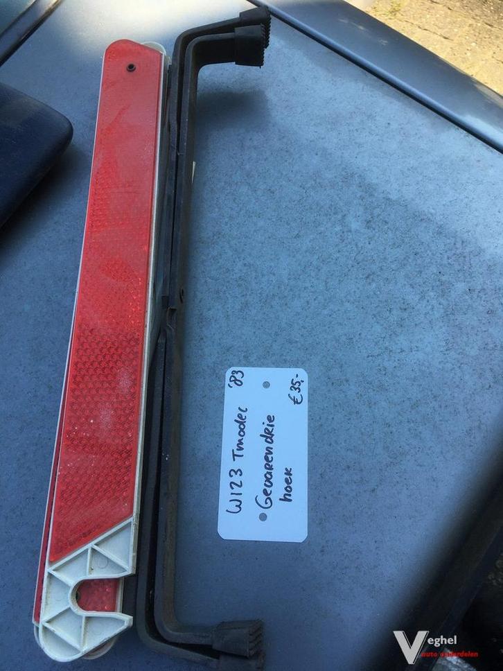 Mercedes w123 station 1983 gevarendriehoek, Auto diversen, Auto-accessoires, Gebruikt, Ophalen of Verzenden