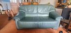 Zeer nette bank. Ruime 2zits. Gratis voor de kerst..., Ophalen of Verzenden, Zo goed als nieuw