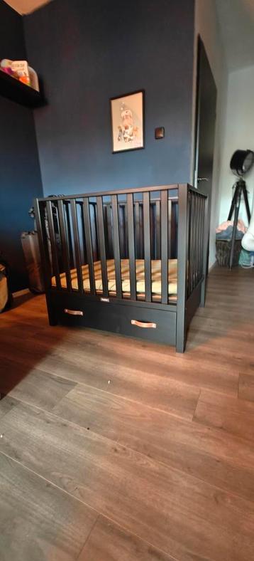 Bopita kay box met lade + matras + boxkleed + mobiel beschikbaar voor biedingen