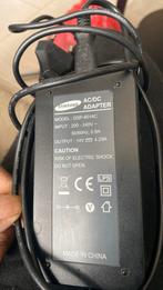 Ac adapter, Audio, Tv en Foto, Opladers, Ophalen of Verzenden, Zo goed als nieuw