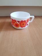 Retro/vintage Arcopal Lotus kopje wit met oranje bloemen, Ophalen of Verzenden, Huis en Inrichting