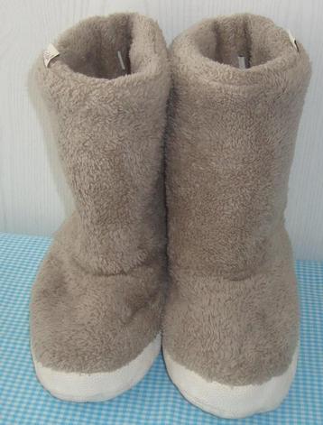 Maat 40/41 OPTIDEE sloffen huislaarsjes maat L optipluche beschikbaar voor biedingen