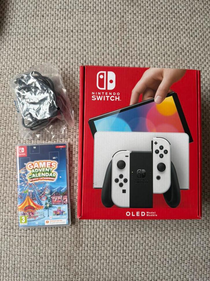 Nintendo switch OLED inclusief SD kaart en spel-mag zsm weg!, Spelcomputers en Games, Spelcomputers | Nintendo Switch, Zo goed als nieuw